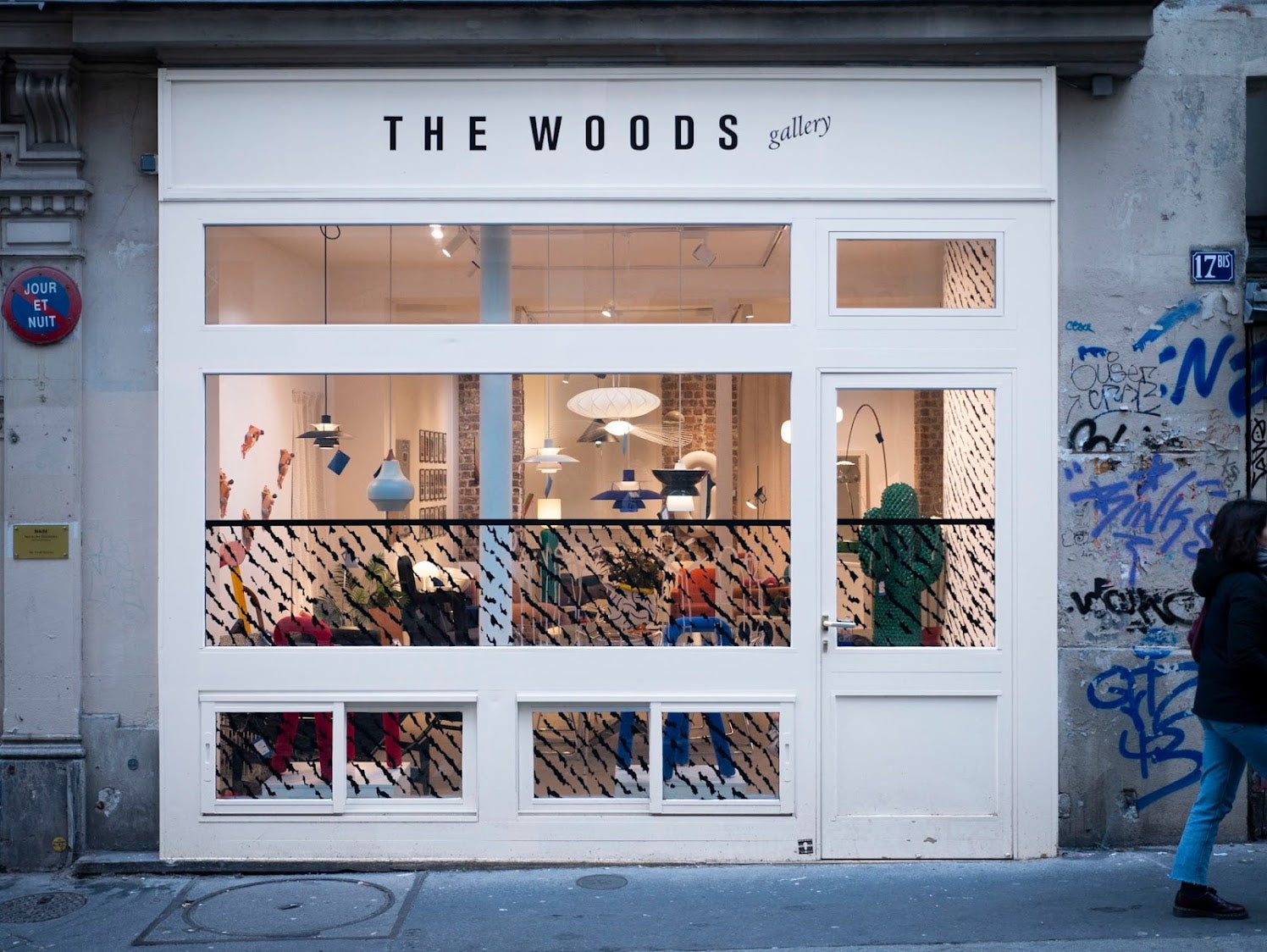 Façade de The Woods Gallery au 17 rue André del Sarte à Paris