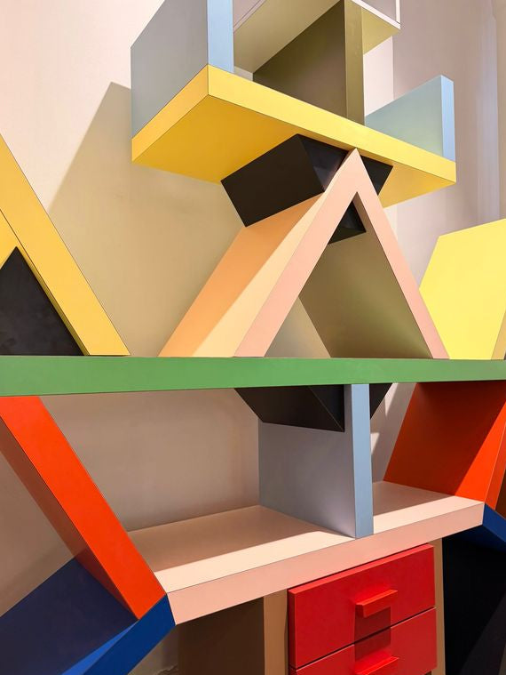 Bibliothèque Carlton par Ettore Sottsass - Memphis Milano - modèle d&