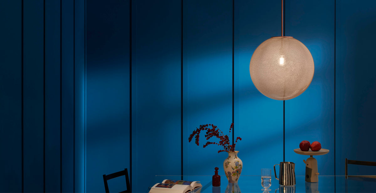 Suspension Bollicosa - Cassina-suspension sphérique allumée au-dessus d&