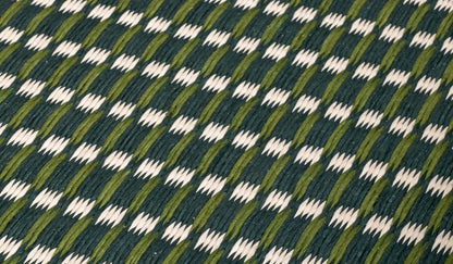 Tapis Shuttle de Karin Carlander - Cassina-détail du tissage vert et crème-Cassina