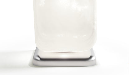 Lampadaire Wax, Stone, Light de Linde Freya Tangelder - Cassina-détail du socle en métal et du corps en verre blanc-Cassina
