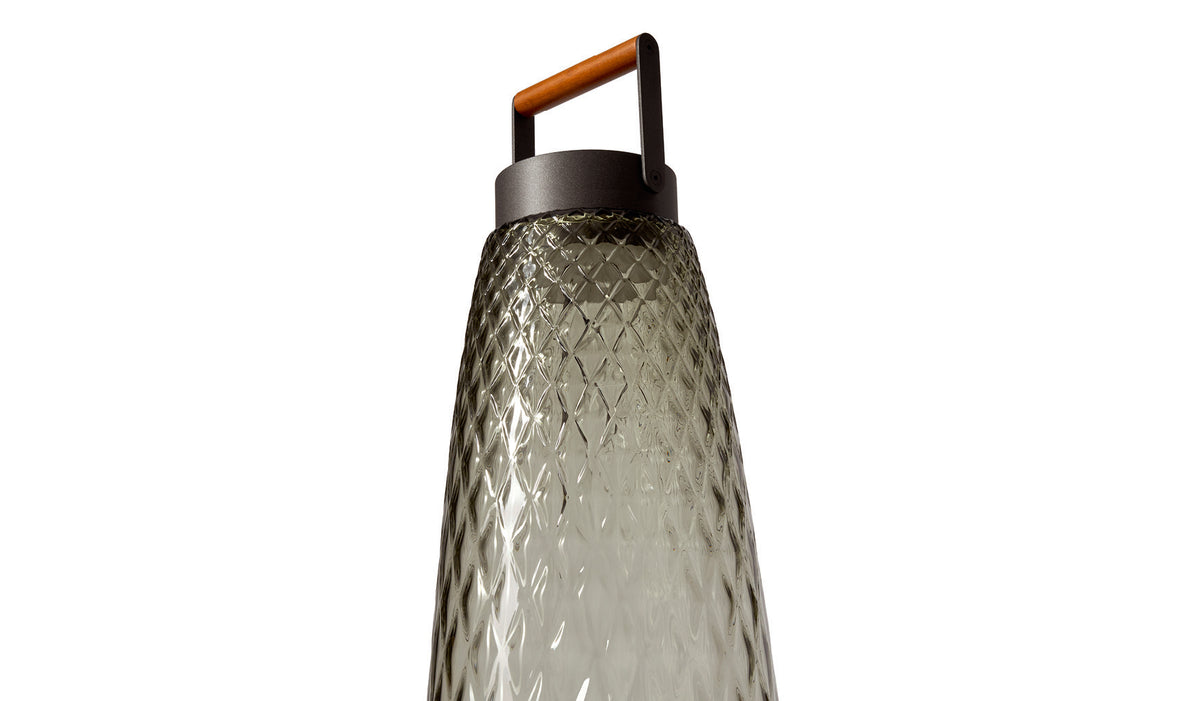 Lampe portable Singapore Sling Outdoor - Cassina-détail de la lanterne en verre à motif losange-Cassina