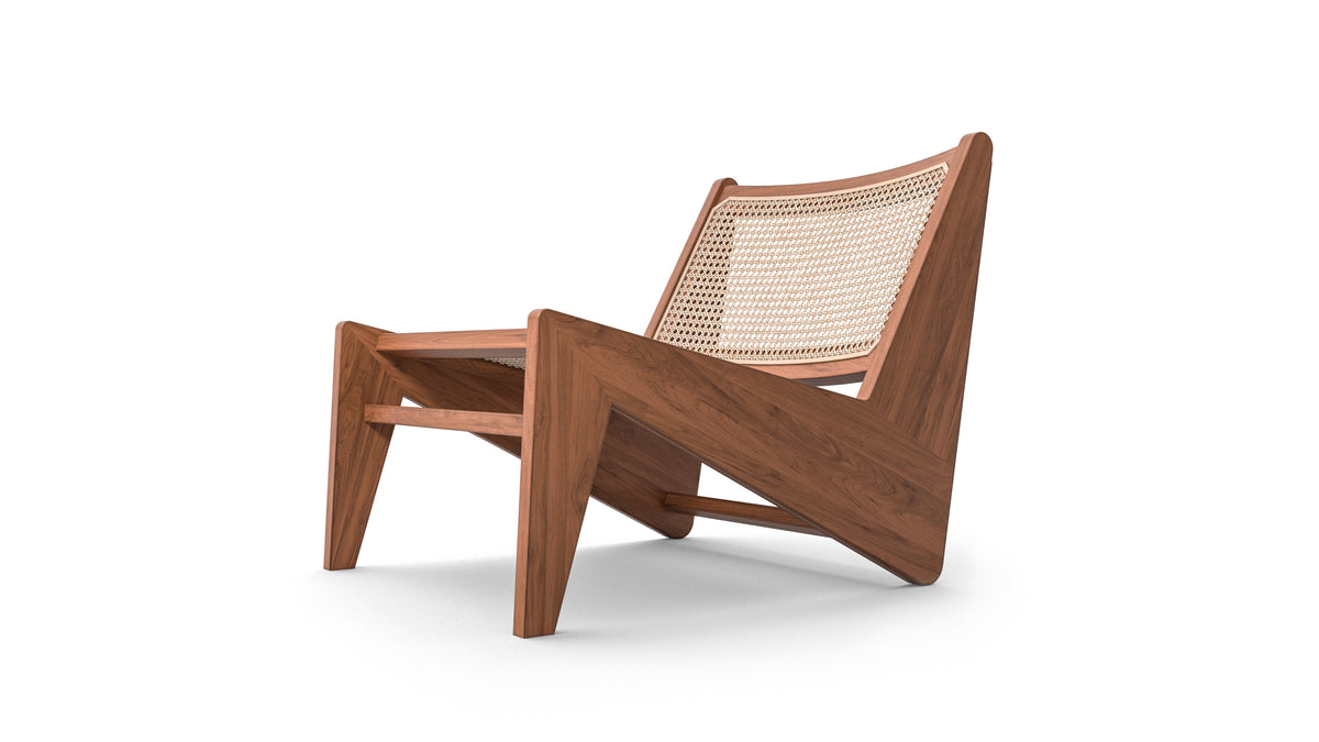 Fauteuil 058 Kangaroo, hommage à Pierre Jeanneret - Cassina-vue de trois quarts, noyer et canne-The Woods Gallery