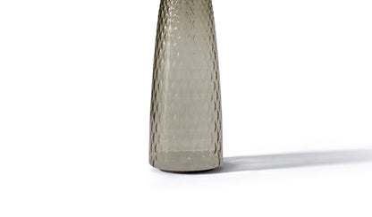 Lampe portable Singapore Sling Outdoor - Cassina-base en verre fumé texturé, fond blanc-Cassina