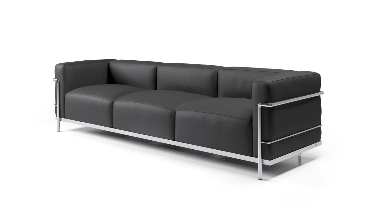 Canapé 3 Grand Confort (LC3) grand modèle, trois places - Cassina-vue de trois quarts, canapé en cuir noir-Cassina
