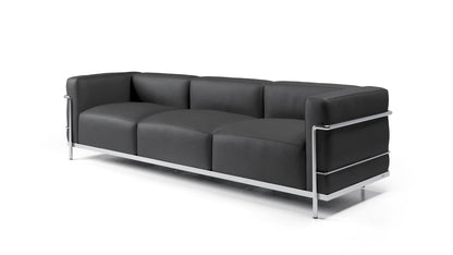 Canapé 3 Grand Confort (LC3) grand modèle, trois places - Cassina-vue de trois quarts, canapé en cuir noir-Cassina