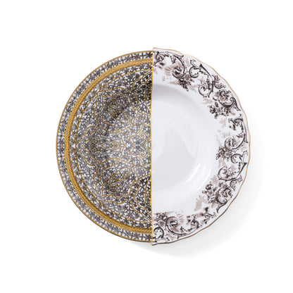 Assiette creuse Hybrid Agroha de CTRLZAK - Seletti-vue 1-The Woods Gallery