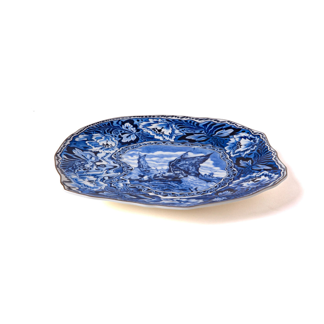 Assiette plate Maastricht Ship Classics on Acid de Diesel Living - Seletti-vue 2-The Woods Gallery
