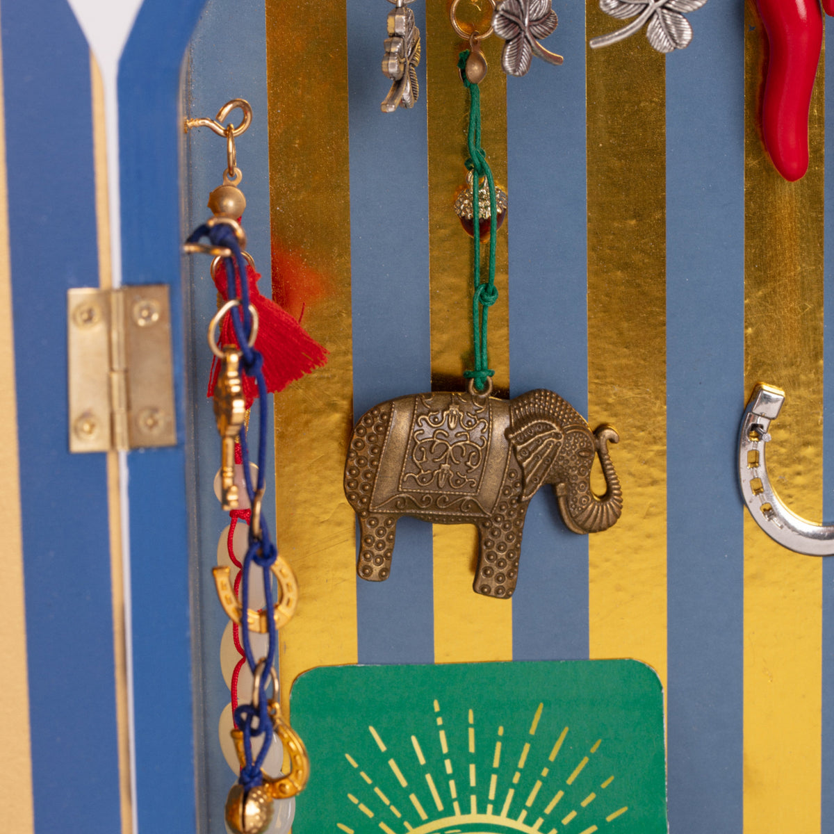 Objet Lucky Temple de Antar Elena Borghi - Seletti-vue 7-The Woods Gallery