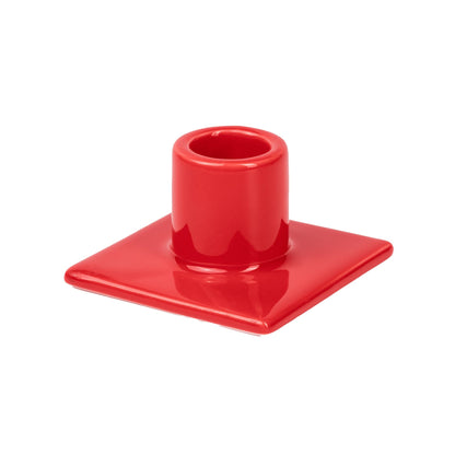 Bougeoir à pied pour bougie bâton rouge de Seletti-bougeoir rouge vu de trois quarts, douille cylindrique-Seletti