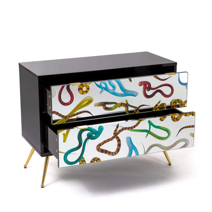 Commode 2 tiroirs Snakes de ToiletPaper - Seletti-vue 3-The Woods Gallery