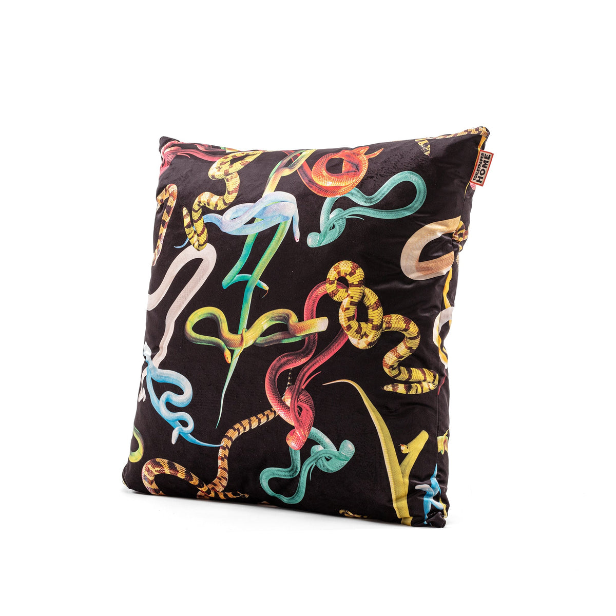 Coussin Snakes 67 x 67 cm de ToiletPaper - Seletti-vue 2-The Woods Gallery