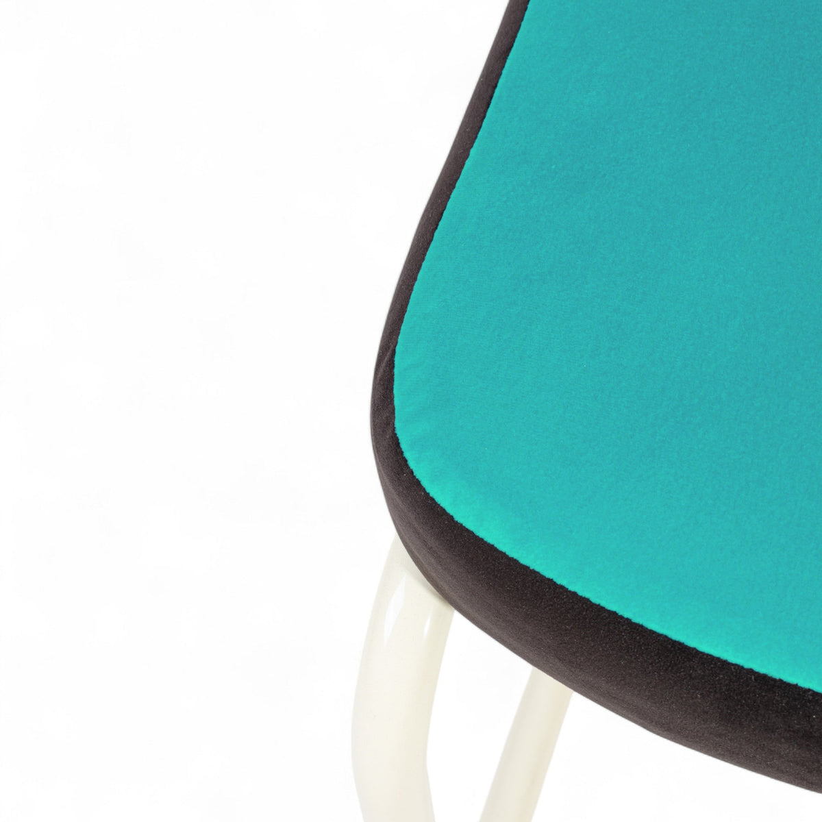 Chaise Super Chair de Hello Again - Seletti-Grille rouge, détail de l&