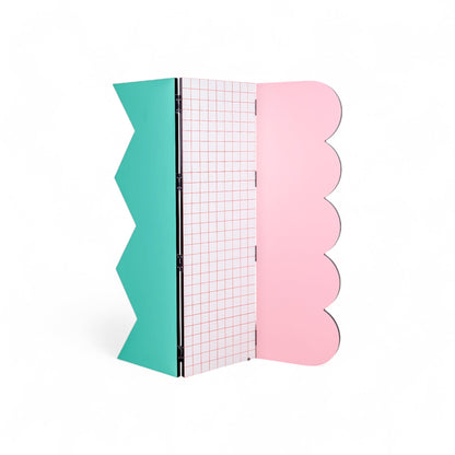 Paravent Super Screen Red Grid de Hello Again - Seletti-vue 4-The Woods Gallery
