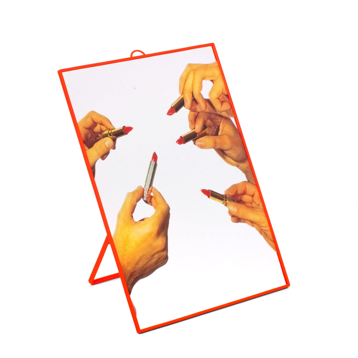 Miroir Lipstick 22,5 x 29,5 cm de ToiletPaper - Seletti-vue 1-The Woods Gallery