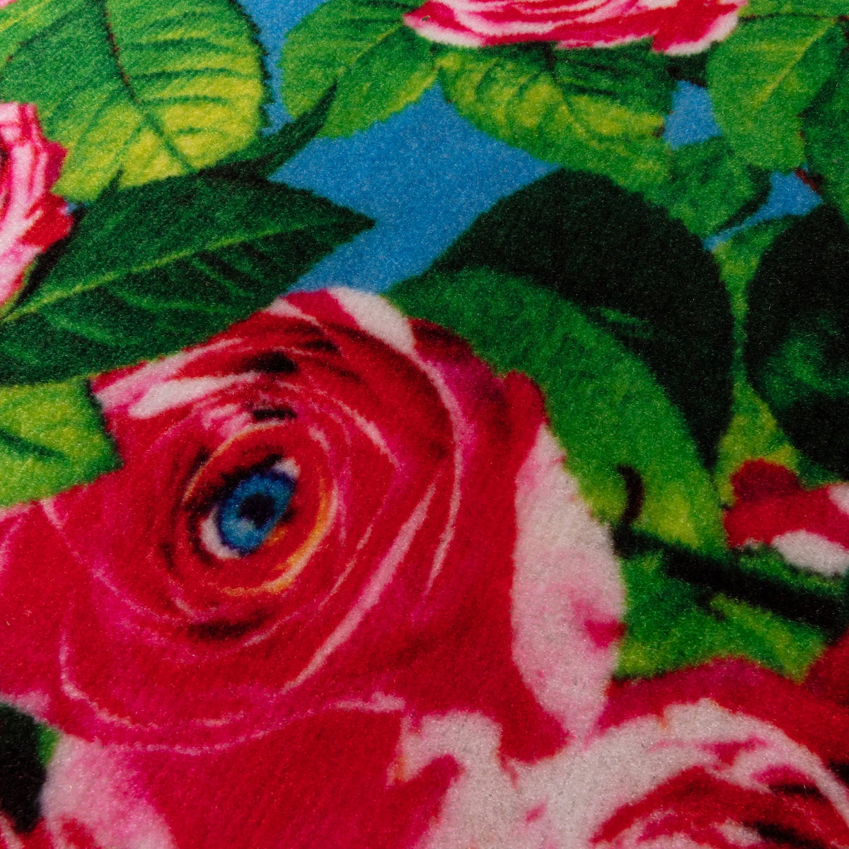 Tapis de cuisine Roses With Eyes de ToiletPaper - Seletti-vue 3-The Woods Gallery