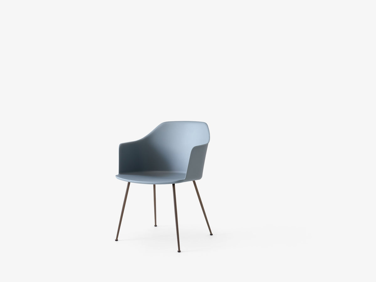 Fauteuil Rely HW33 Bleu clair piètement tube bronze - &amp;Tradition