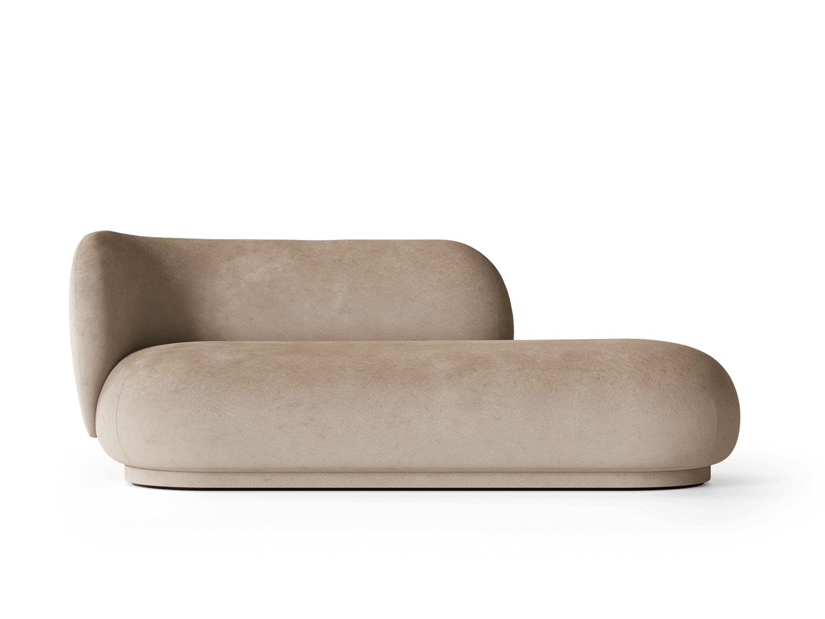 Canapé Rico Divan L Faded Velvet de Trine Andersen – photo officielle Ferm Living