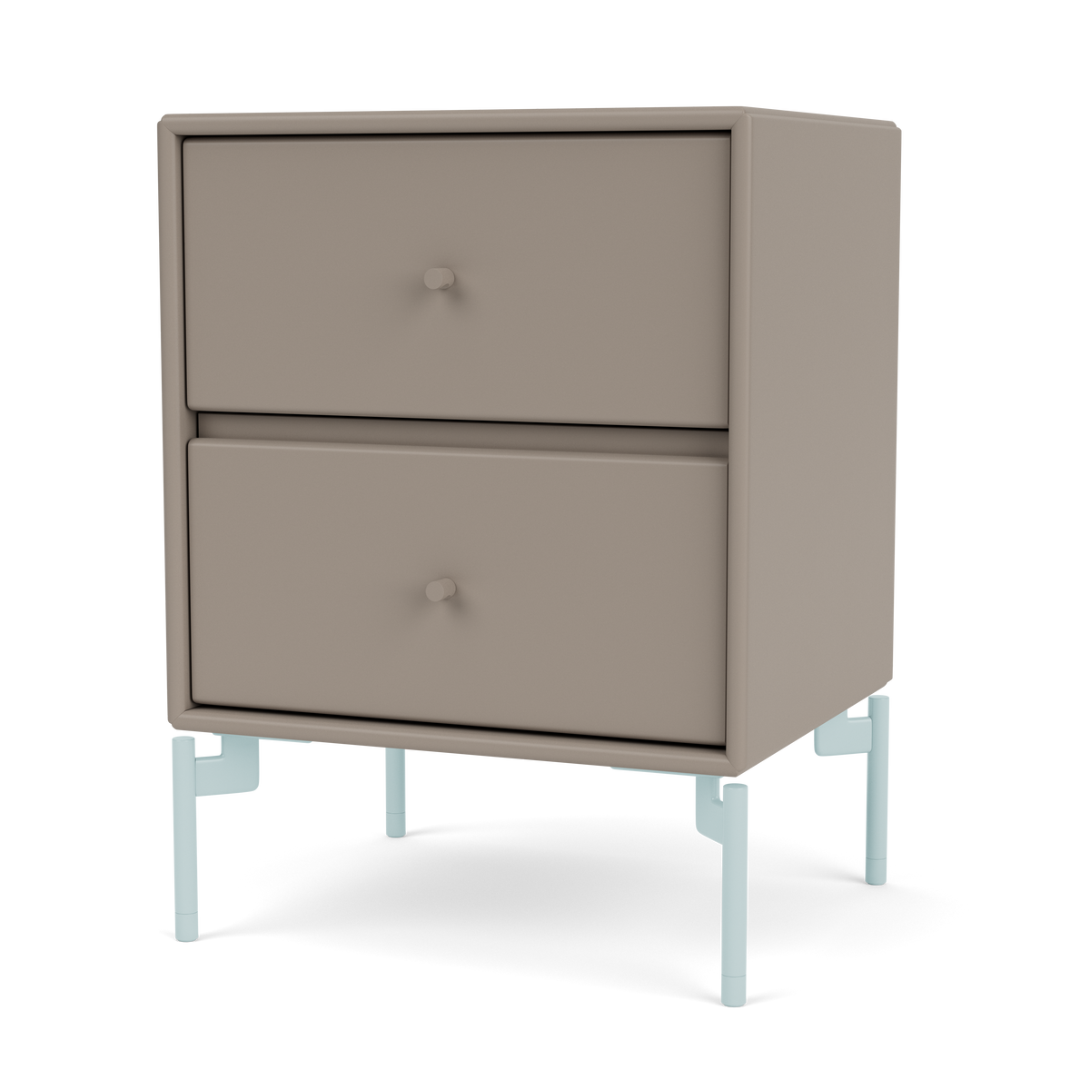 Table de chevet Drift par Peter J. Lassen, laque 141 Truffle, sur pieds 148 Flint, packshot Montana