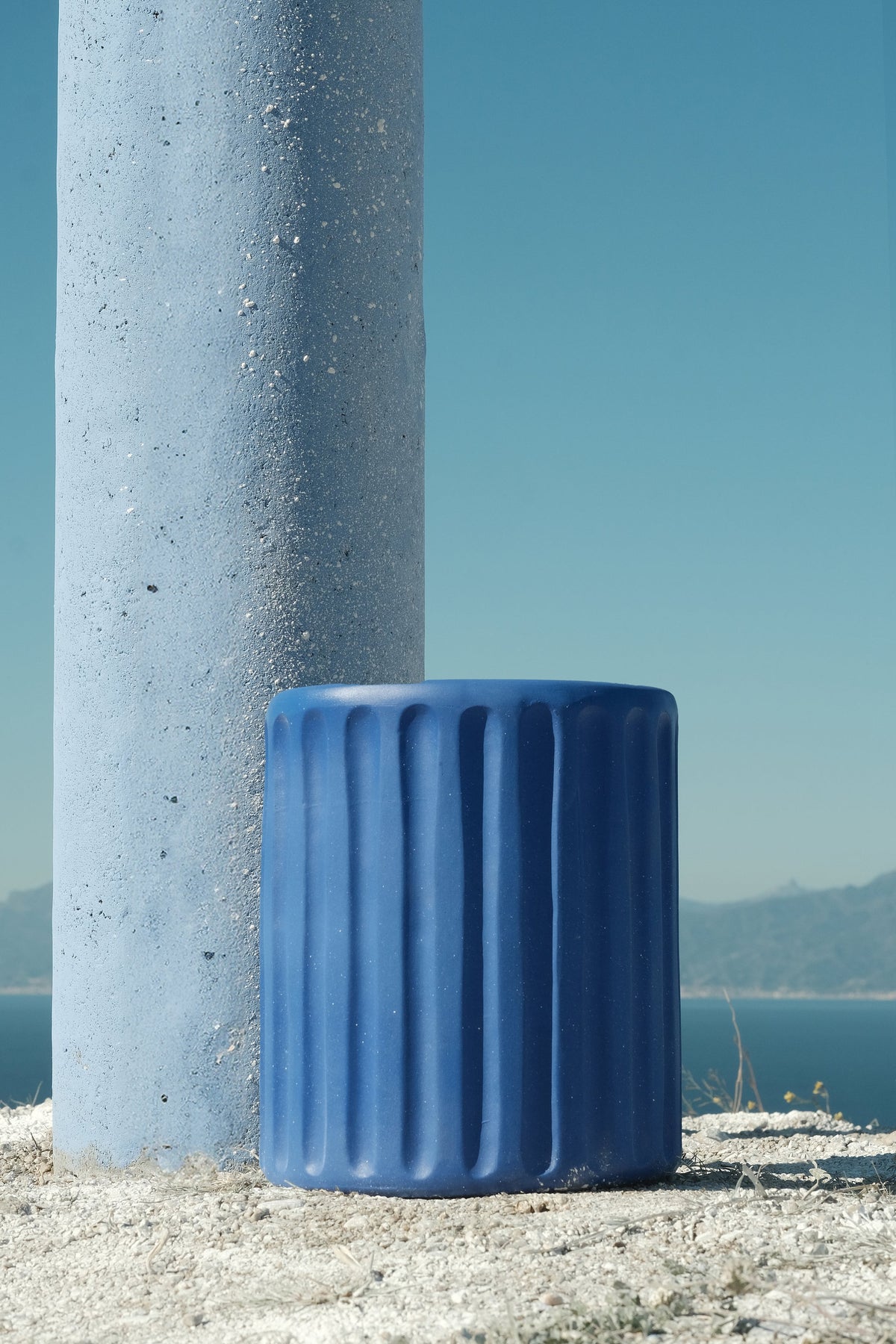 Vase Dorico bleu et soucoupe Magna Graecia de Antonio Aricò - Seletti-vue 4-The Woods Gallery