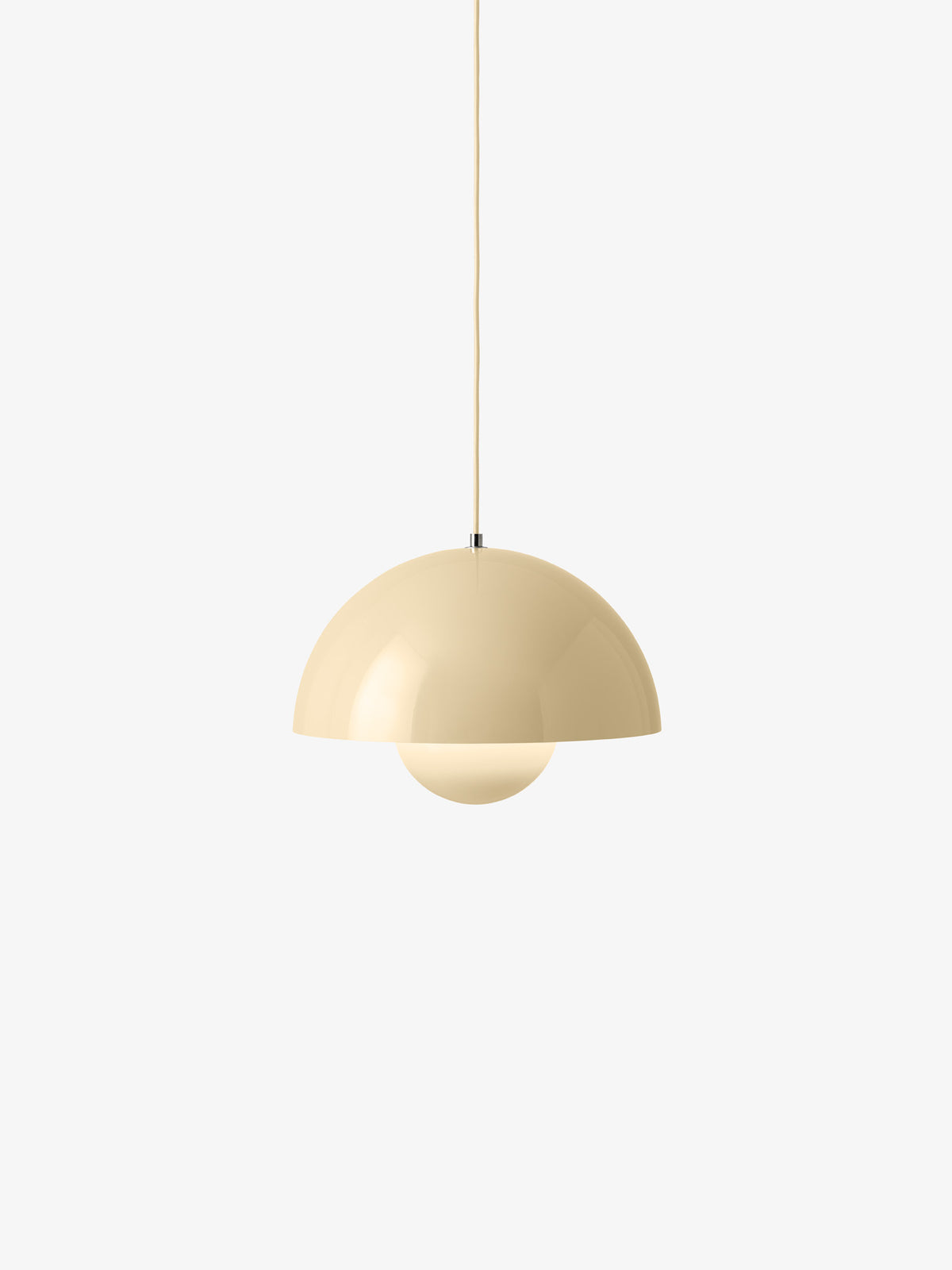 Suspension Flowerpot VP7 de Verner Panton - &amp;Tradition-Ivoire, allumée-The Woods Gallery