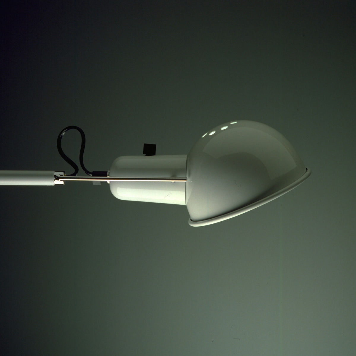 Applique 265 Small de Paolo Rizzatto - Flos-Blanc-The Woods Gallery
