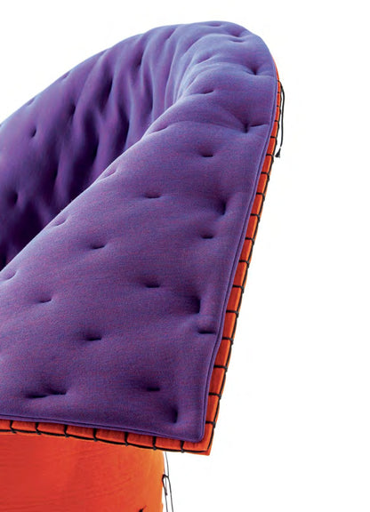 Fauteuil en feutre Feltri de Gaetano Pesce - Cassina-ambiance catalogue Cassina 2026 (vue 3)-The Woods Gallery
