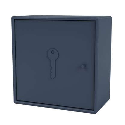 Armoire Unlock par Peter J. Lassen, laque 138 Juniper, suspendu au mur, packshot Montana