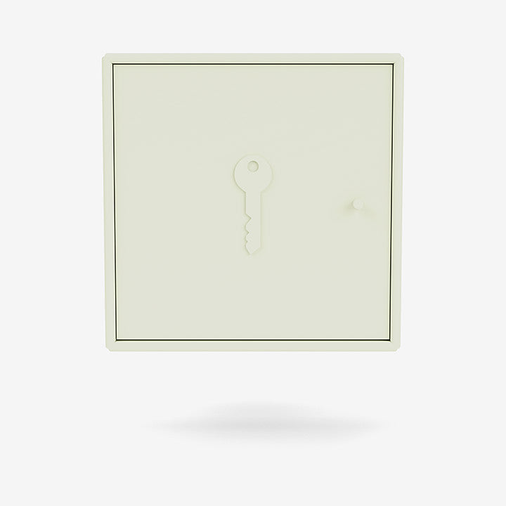 Armoire Unlock par Peter J. Lassen - Montana-140 Pomelo-The Woods Gallery
