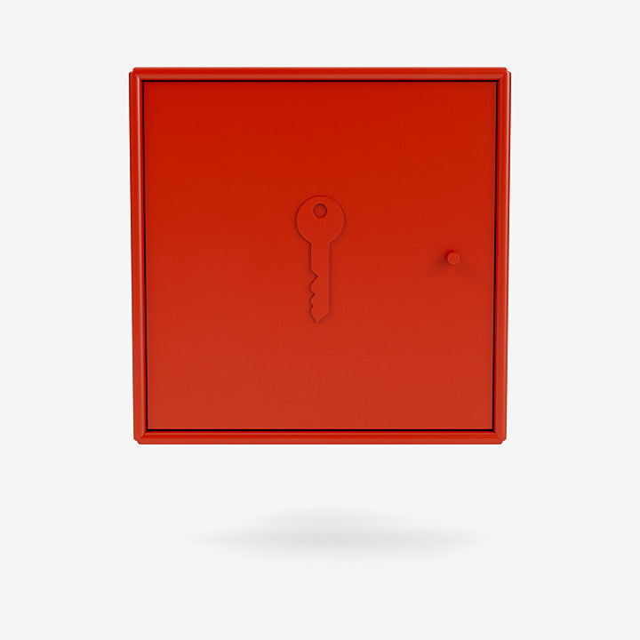 Armoire Unlock par Peter J. Lassen - Montana-145 Rosehip-The Woods Gallery