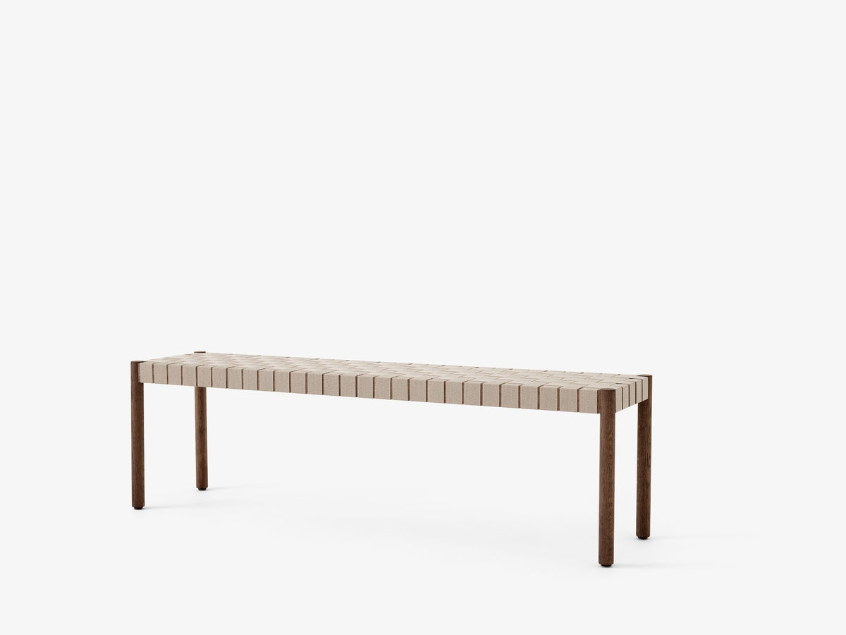 Banc Betty TK5 de Thau &amp; Kallio - &amp;Tradition-Chêne massif laqué-Lin naturel-The Woods Gallery