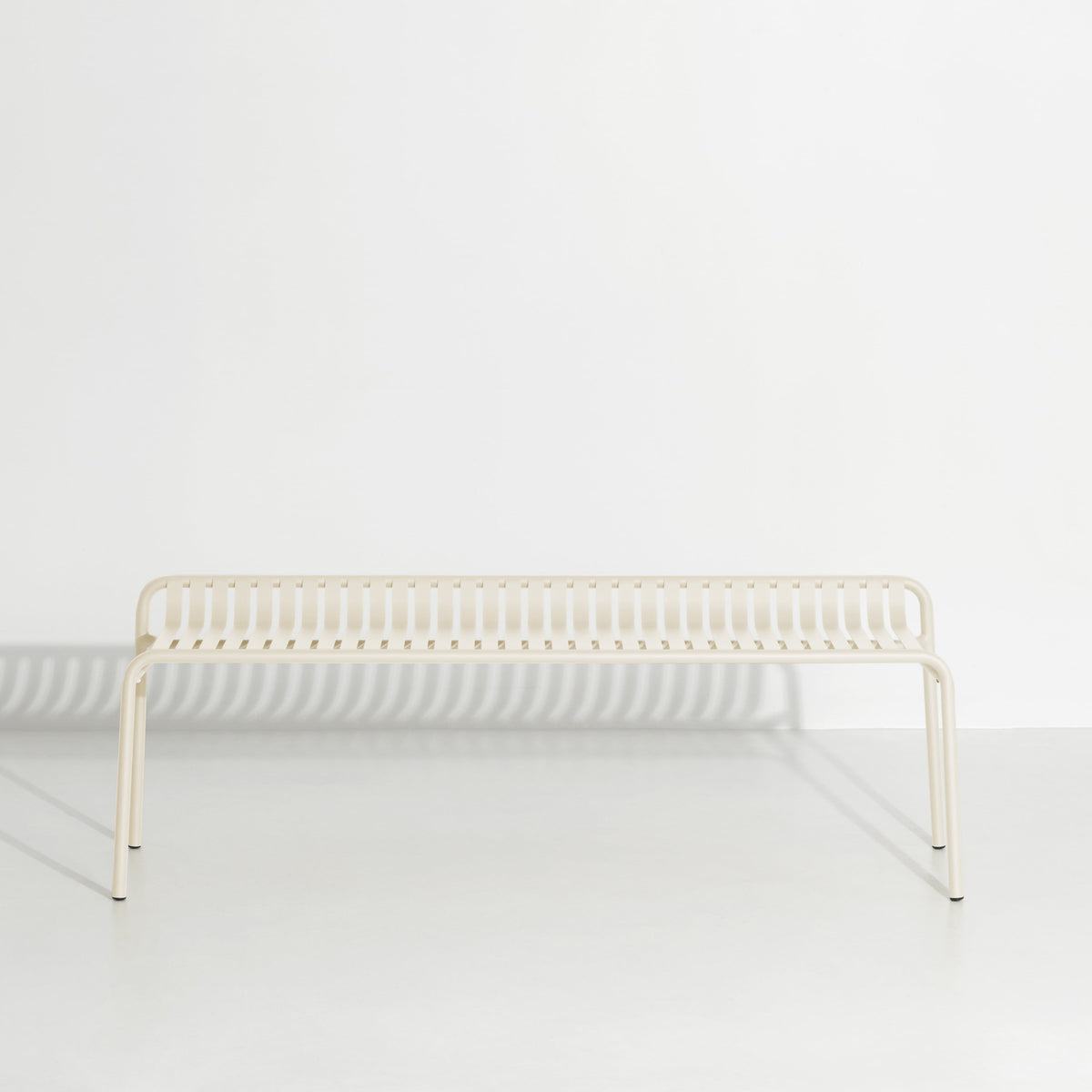 Banc sans dossier Week-End de Studio Brichet-Ziegler - Petite Friture-Ivoire-The Woods Gallery