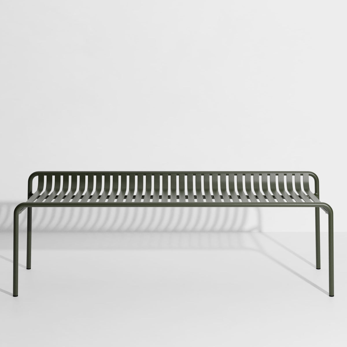 Banc sans dossier Week-End de Studio Brichet-Ziegler - Petite Friture-Vert bouteille-The Woods Gallery