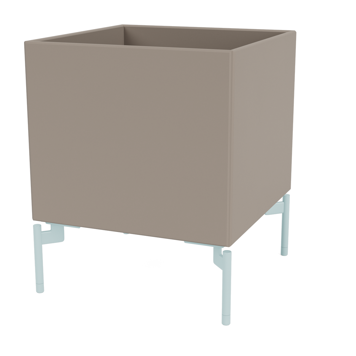 Boite de Rangement Colour Box I – S6161 par Peter J. Lassen, laque 141 Truffle, sur pieds 148 Flint, packshot Montana