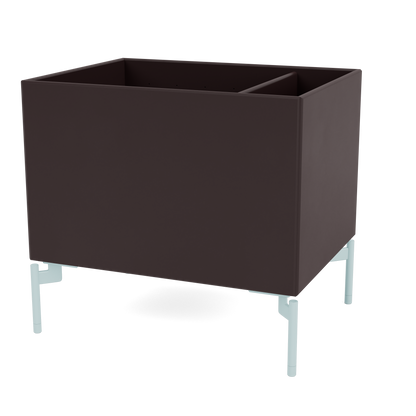 Boîte de rangement Colour Box II S4162 par Peter J. Lassen, laque 160 Balsamic, sur pieds 12,6 cm Flint, packshot Montana