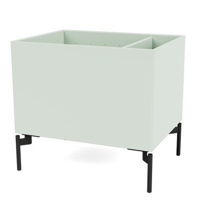 Boîte de rangement Colour Box II S4162 par Peter J. Lassen, laque 161 Mist, sur pieds 12,6 cm Black, packshot Montana