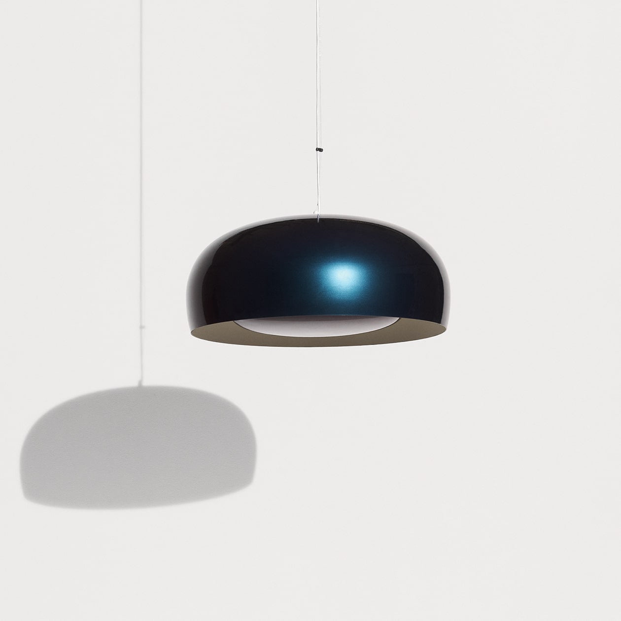 Brush Grande Suspension de Pierre Charrié - Petite Friture-Irisé-The Woods Gallery