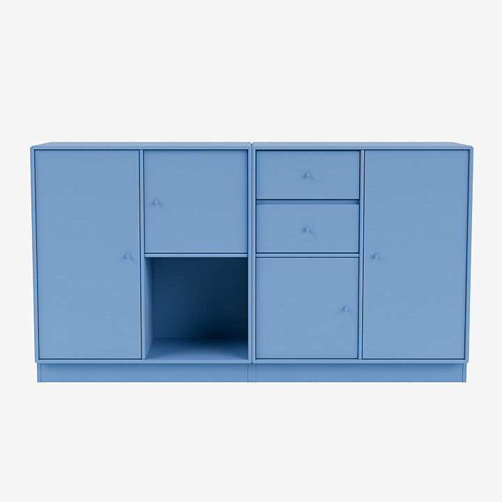 Buffet Couple par Peter J. Lassen - Montana-154 Azure-Plinthe h 7cm-The Woods Gallery