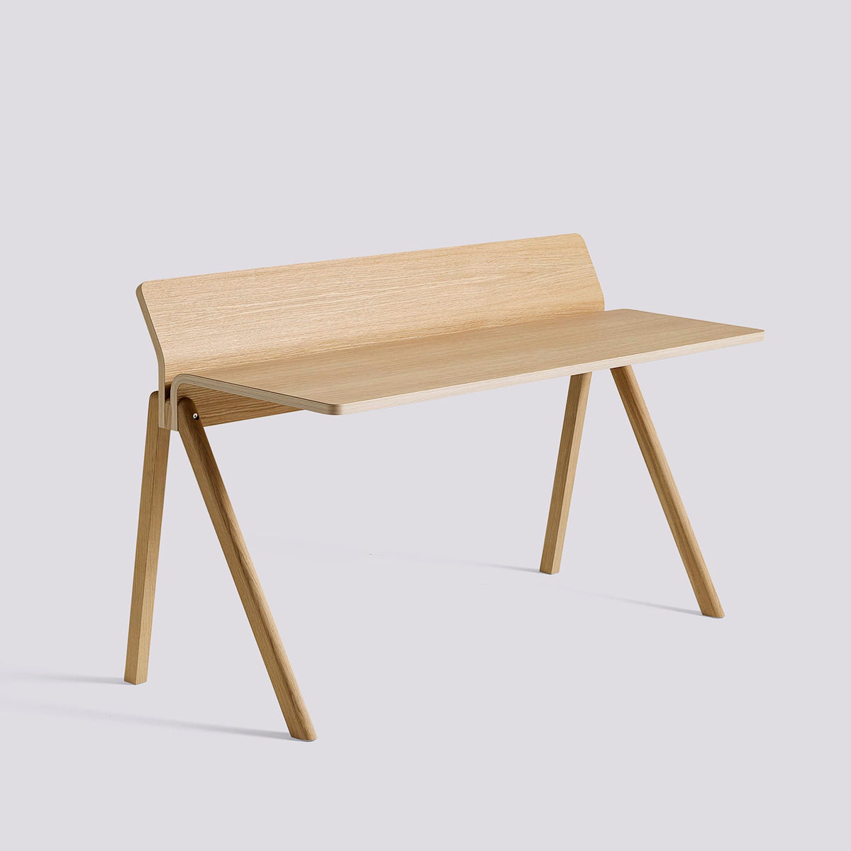 Bureau CPH 190 de Ronan et Erwan Bouroullec - Hay-Chêne massif laqué, plateau placage de chêne laqué-The Woods Gallery