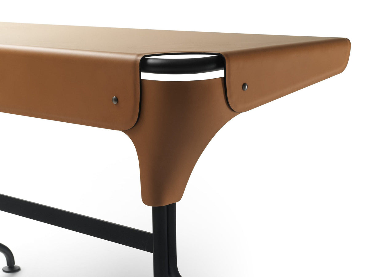 Bureau Tucano L 115 cm par Monica Förster - Zanotta-gros plan de l&