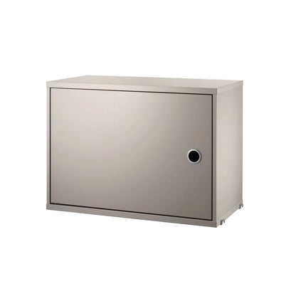 Caisson à porte battante horizontale, String Furniture, coloris beige, packshot sur fond blanc