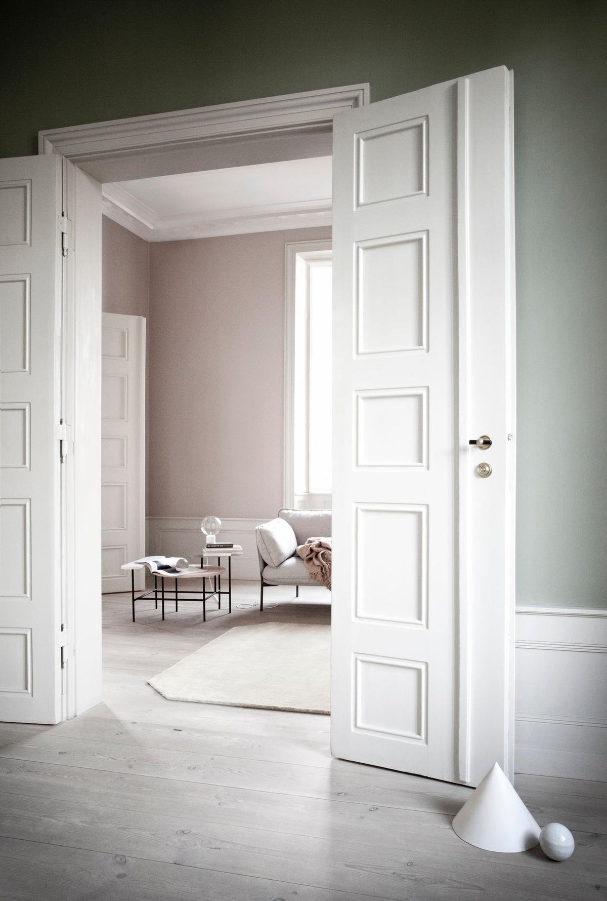 Canapé 2 places Cloud LN2 de Luca Nichetto - &amp;Tradition-Chrome-Tissu groupe 1-The Woods Gallery