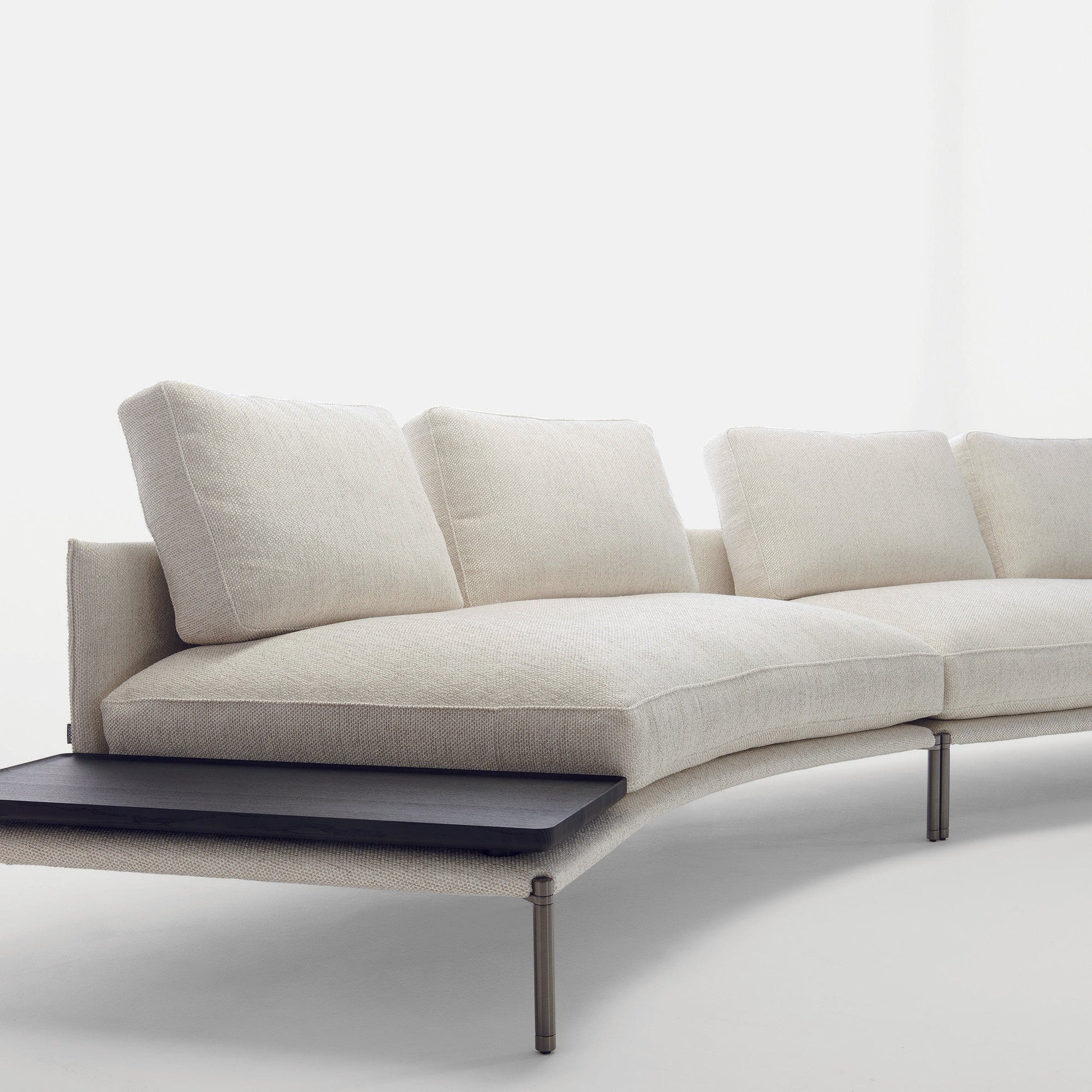 Canapé Bumper par Studio Garcia Cumini - Zanotta : Luxe et Confort ...