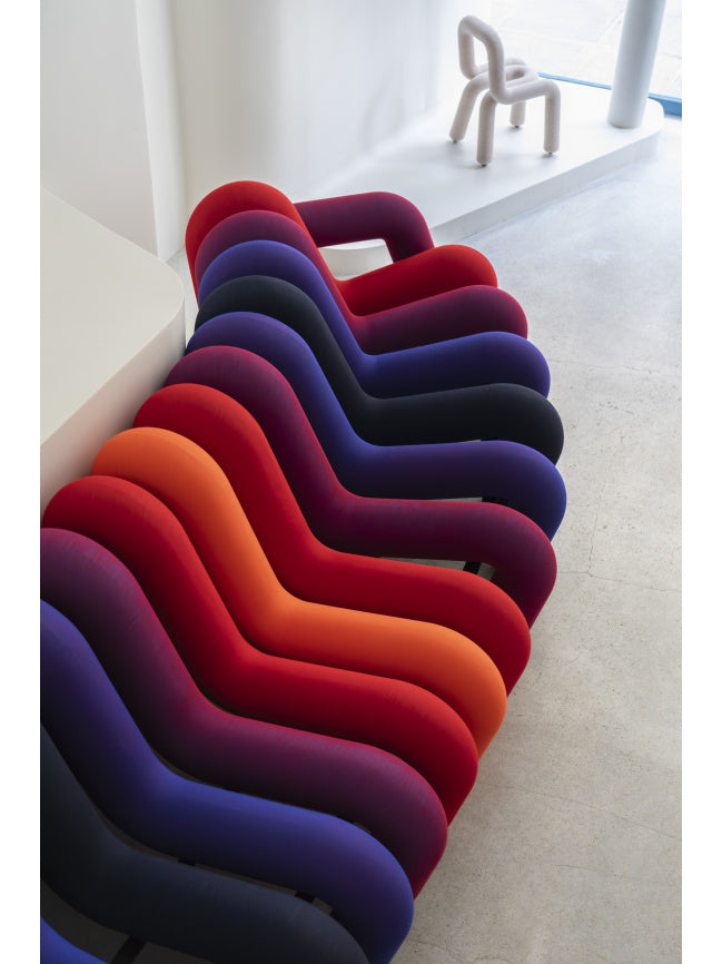 Canapé Extra Bold de Big Game - Moustache-Bleu-1 place - 4 tubes (L: 72 cm P: 99 cm H: 71 cm)-The Woods Gallery