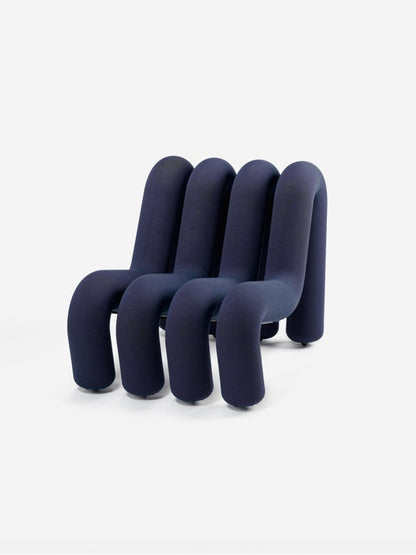 Canapé Extra Bold de Big Game - Moustache-Noir bleu-1 place - 4 tubes (L: 72 cm P: 99 cm H: 71 cm)-The Woods Gallery