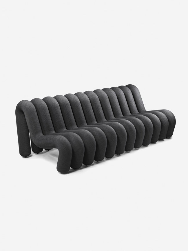 Canapé Extra Bold de Big Game - Moustache-Noir bleu-3 places - 12 tubes (L: 224 cm P: 99 cm H: 71 cm)-The Woods Gallery