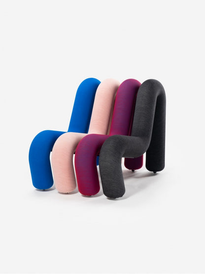 Canapé Extra Bold de Big Game - Moustache-Séquence bleu rose-1 place - 4 tubes (L: 72 cm P: 99 cm H: 71 cm)-The Woods Gallery
