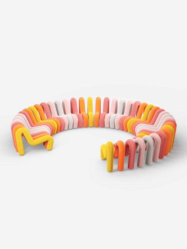 Canapé Extra Bold de Big Game - Moustache-Séquence jaune perle-4 places - 16 tubes (L: 300 cm P: 99 cm H: 71 cm)-The Woods Gallery