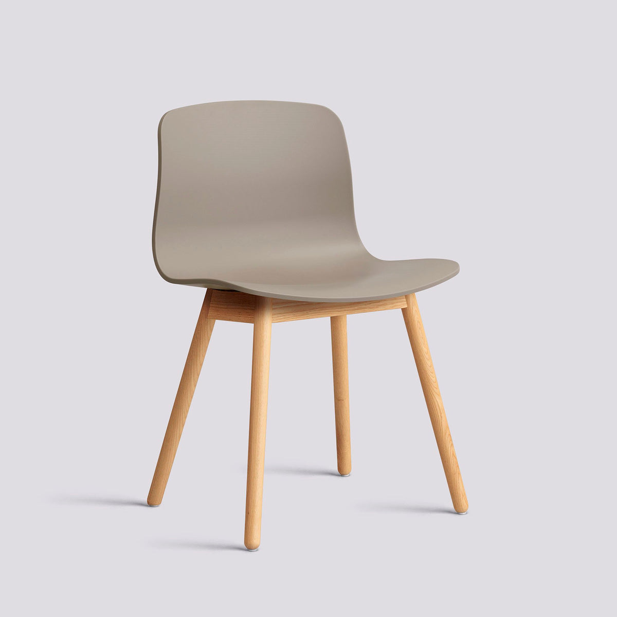 Chaise About A Chair AAC 12 de Hee Welling - Hay-Polypropylène recyclé Khaki, chêne massif laqué à l&