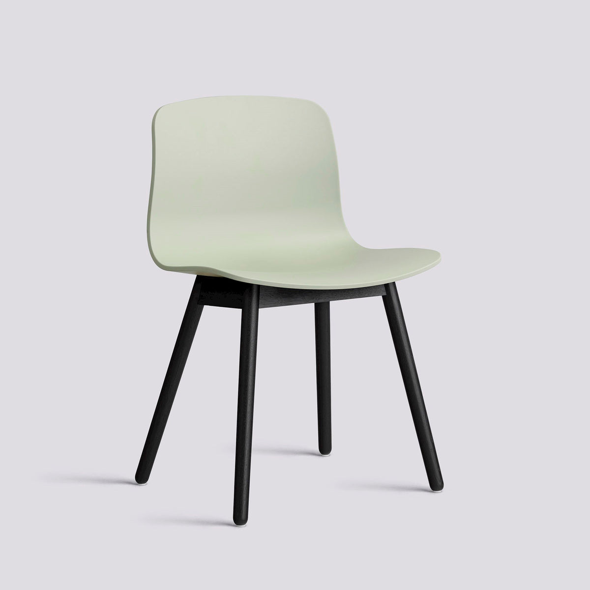 Chaise About A Chair AAC 12 de Hee Welling - Hay-Polypropylène recyclé Pastel green, chêne massif laqué à l&
